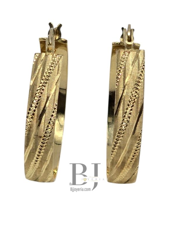 GLITTERING HOOPS - Image 3
