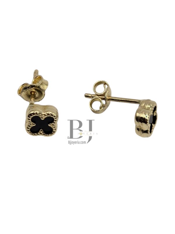 BLACK FLOWER EARRINGS - Image 2