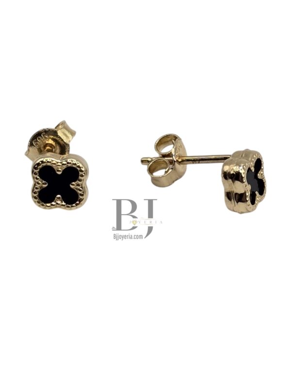 BLACK FLOWER EARRINGS