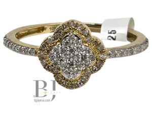 CLOVER RING