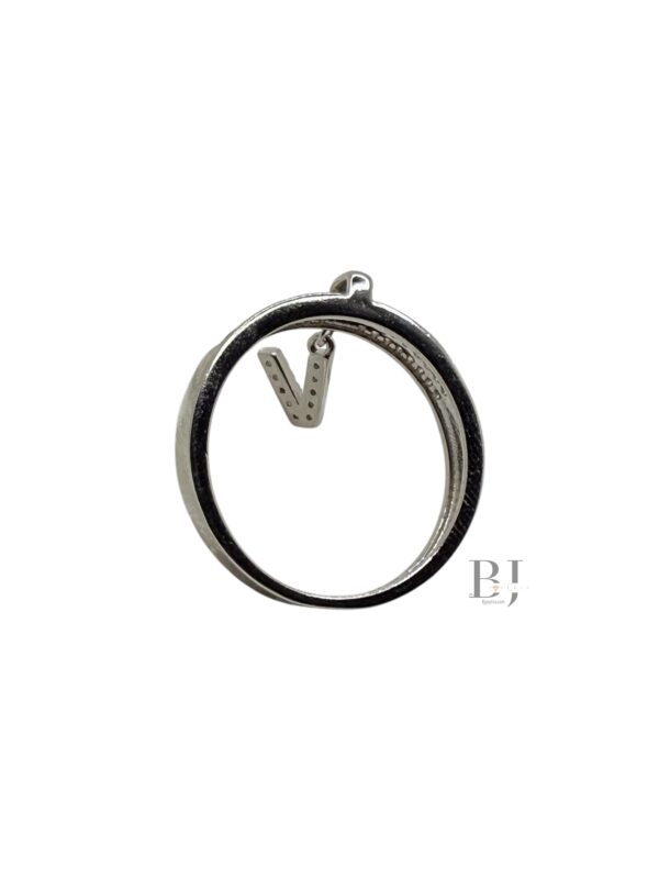 CHARM RING LETTER V - Image 2