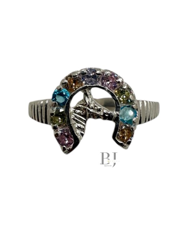 HORSESHOES RING