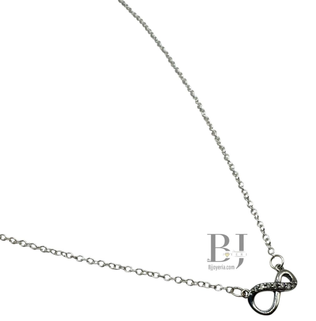 INFINITY PENDANT ON CABLE CHAIN