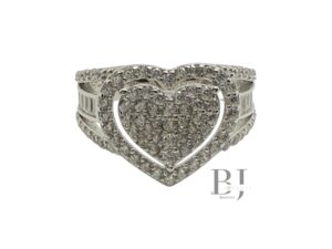 HEART RING