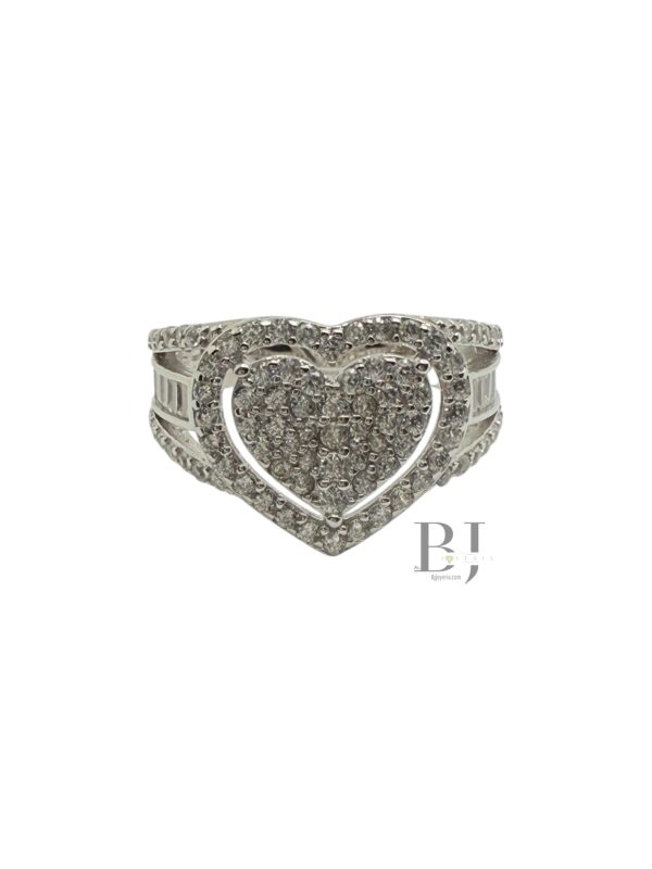 HEART RING