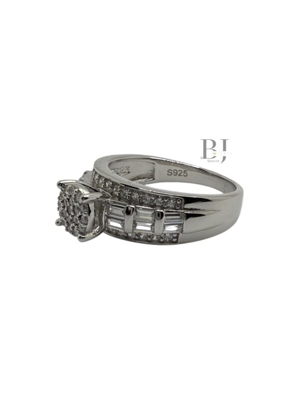 ENGAGEMENT RING #8.5 (0573)
