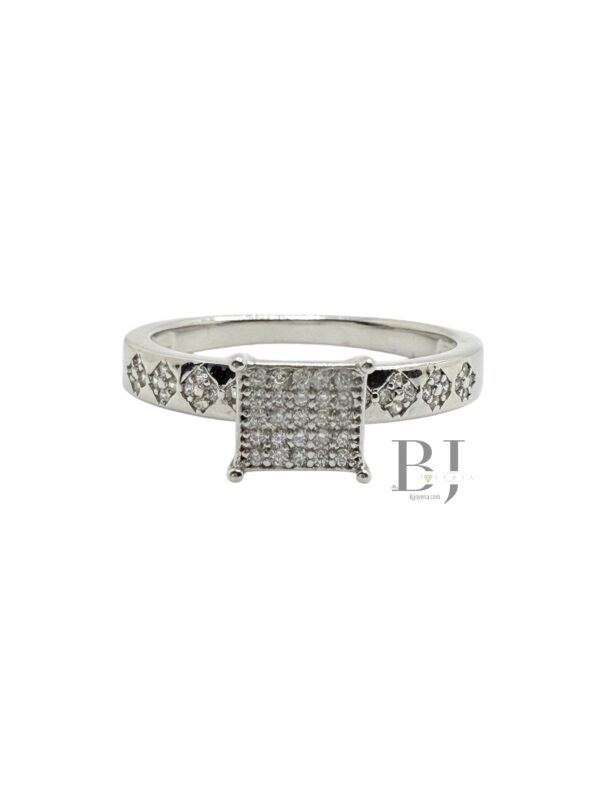 ENGAGEMENT RING #9