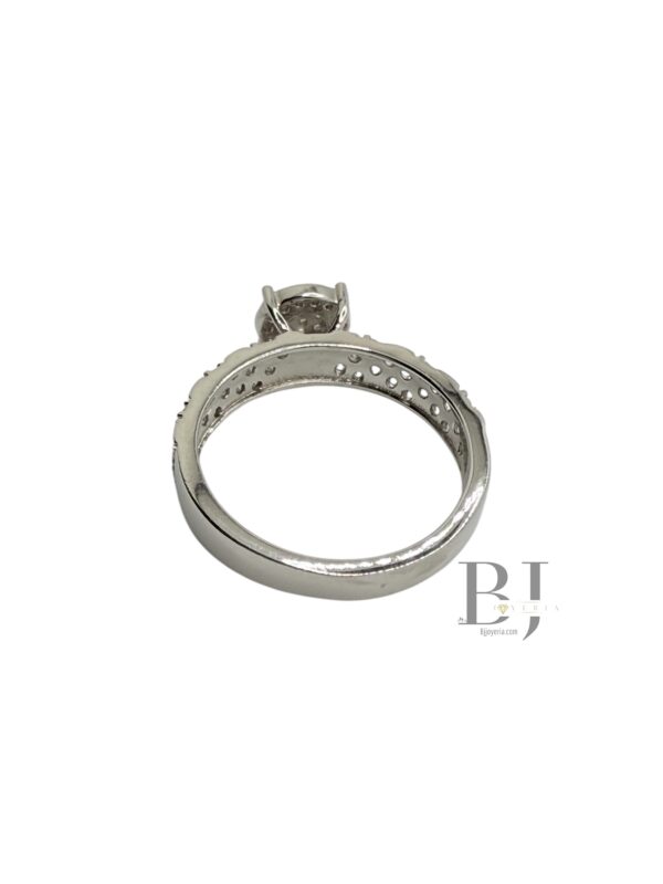 ENGAGEMENT RING - Image 2