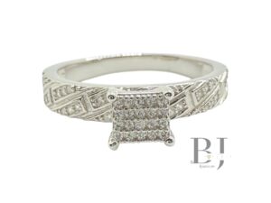 ENGAGEMENT RING