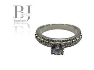 ENGAGEMENT RING #9