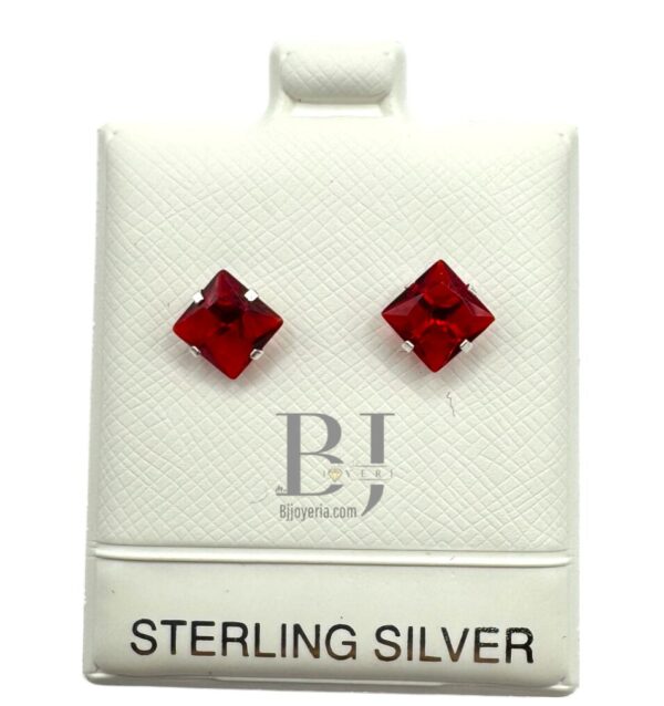 MEDIUM SQUARE ZIRCONIA (ball clasp)