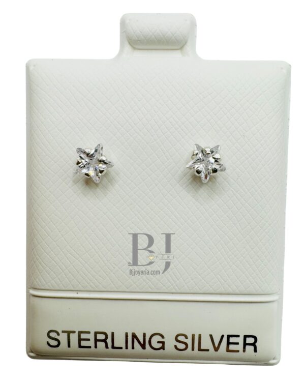 SMALL WHITE STAR EARRINGS (ball clasp)
