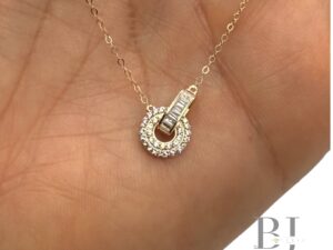 THIN CHAIN AND PENDANT