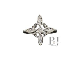 WITCH KNOT RING #9 (1082)