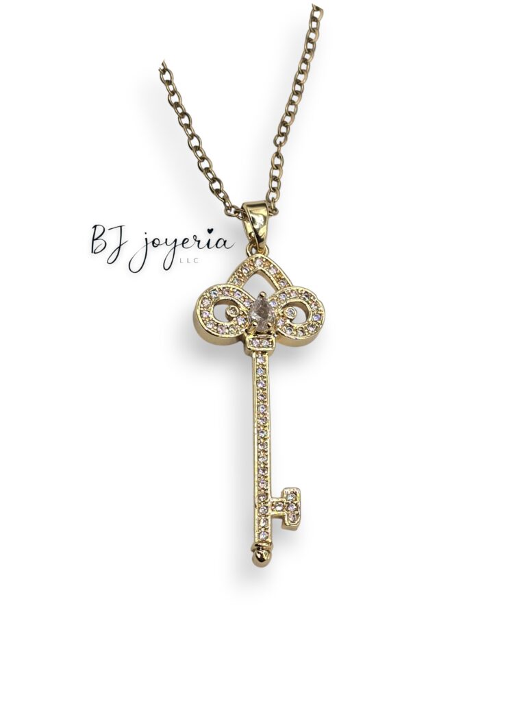 COPPER CHAIN WITH KEY PENDANT (1055)