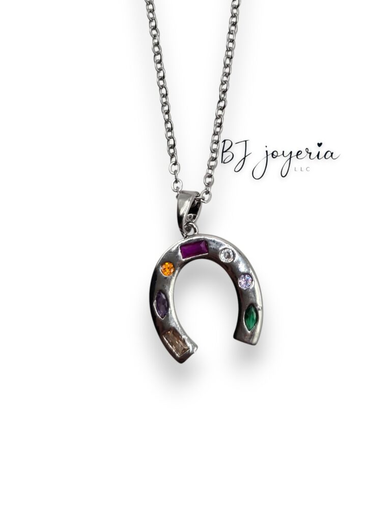 COPPER SHOE HORSE PENDANT AND CHAIN (1081)