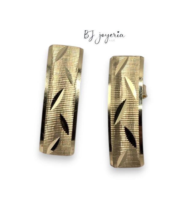 ELEGANT EARRINGS (10K) (0561)