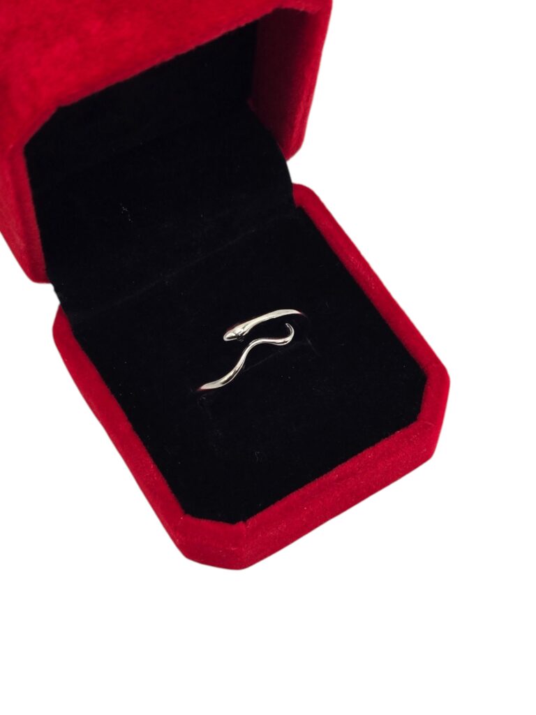 SILVER SNAKE RING (1408)